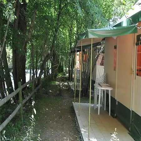 Toilé Avec Terrasse Jusqu'à 5 Personnes - Api-1-52-1480 Campeggio *