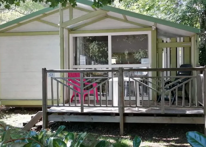 Toilé Avec Terrasse Jusqu'à 5 Personnes - Api-1-52-1480 Campeggio Axat